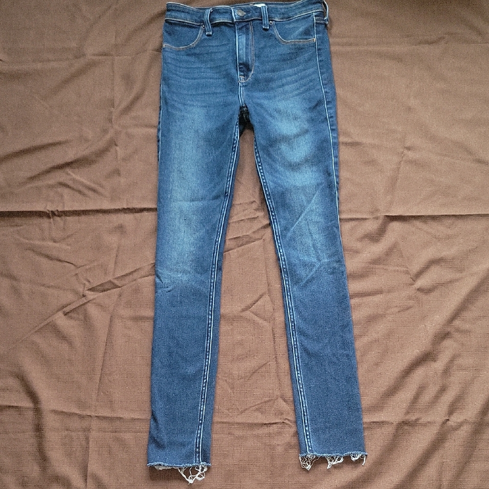 Firm! Abercrombie & Fitch Dark Blue Skinny Jeans